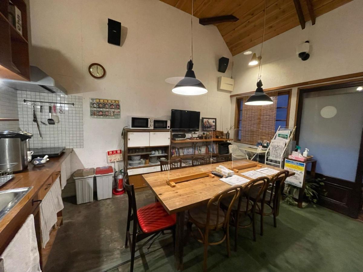 Guesthouse Anthut Shirakawa  Esterno foto