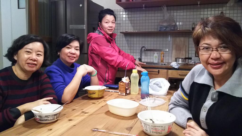 Guesthouse Anthut Shirakawa  Esterno foto