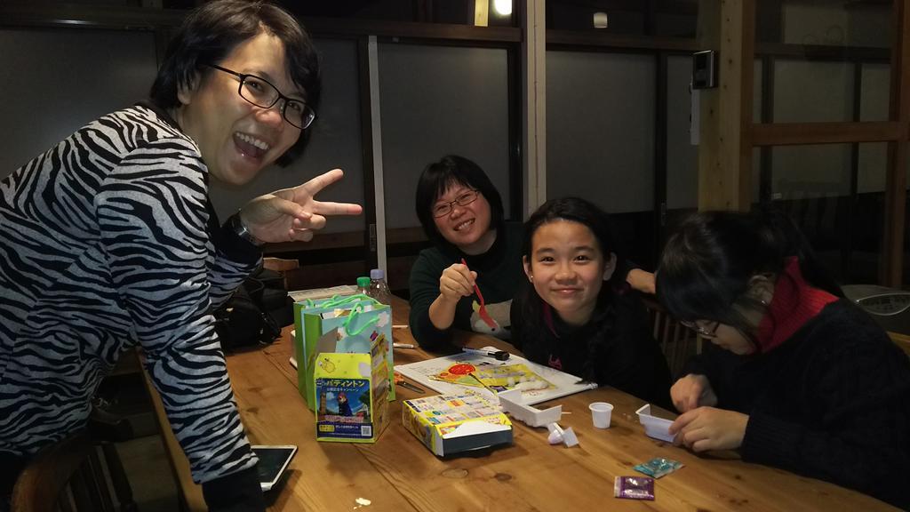 Guesthouse Anthut Shirakawa  Esterno foto