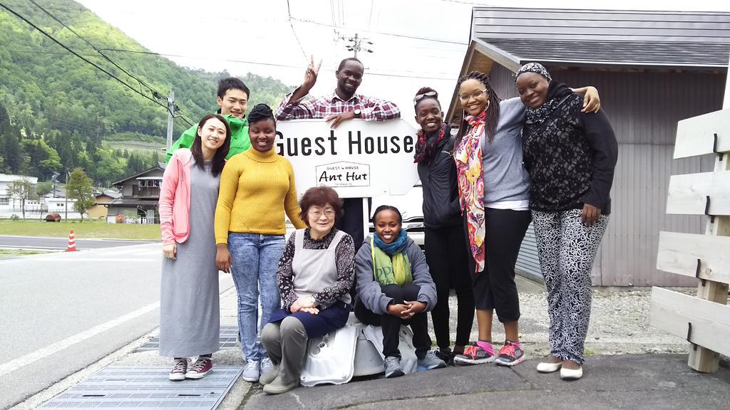 Guesthouse Anthut Shirakawa  Esterno foto